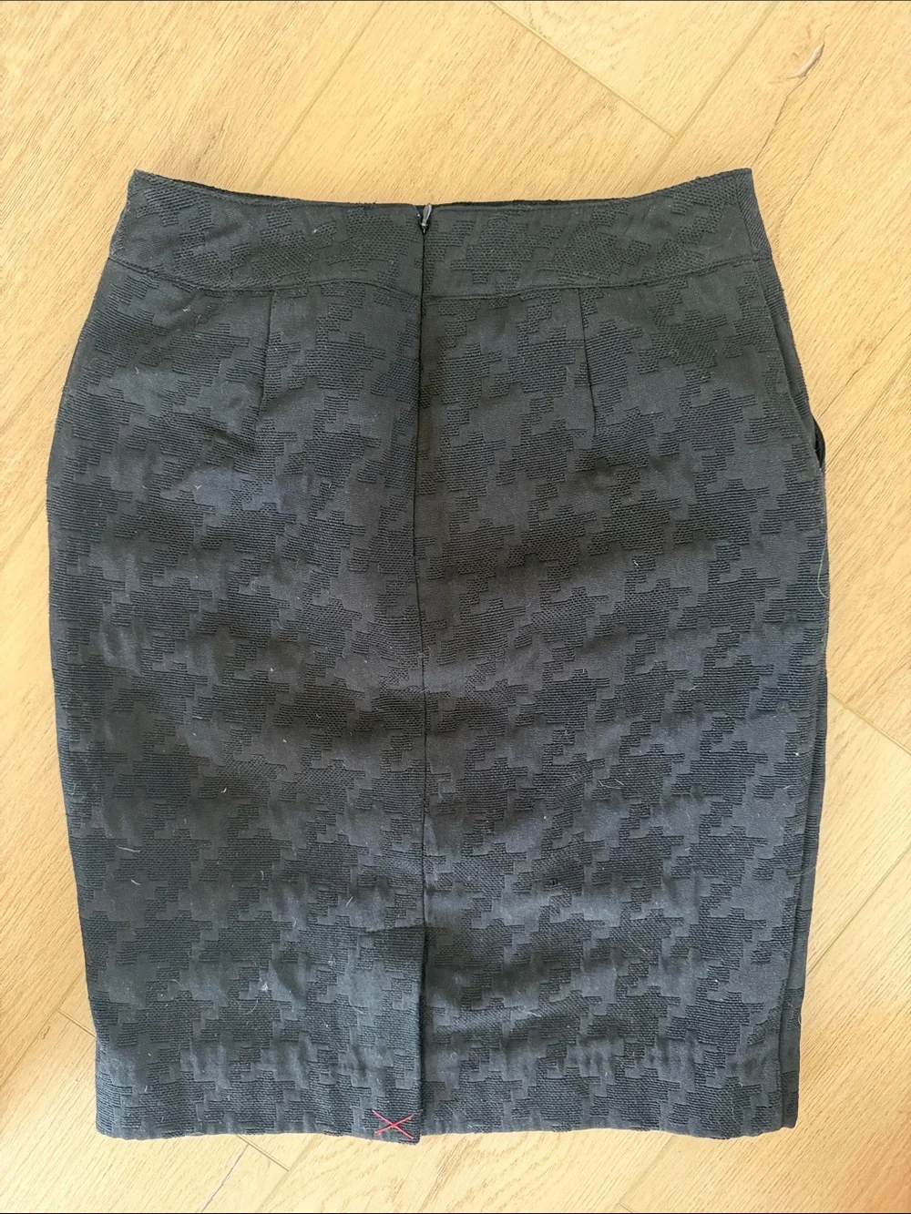 Merona Black Houndstooth Pencil Skirt